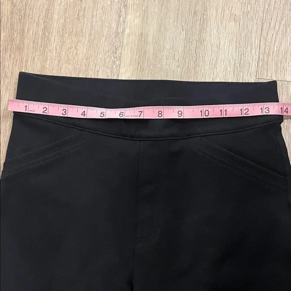 SPANX Classic Black Cropped Pants - Picture 5 of 7